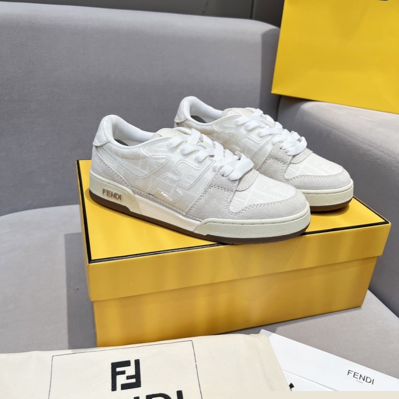 l**is V*t*n sneakers